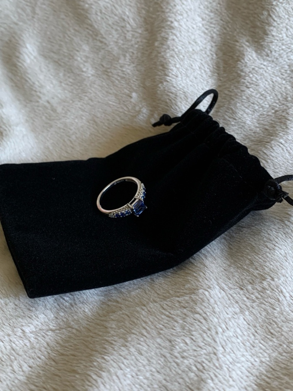 Samuel Aaron Sapphire Ring size 5.5 PRICE DROP – SHIPS TOMORROW - Picture 5 of 9